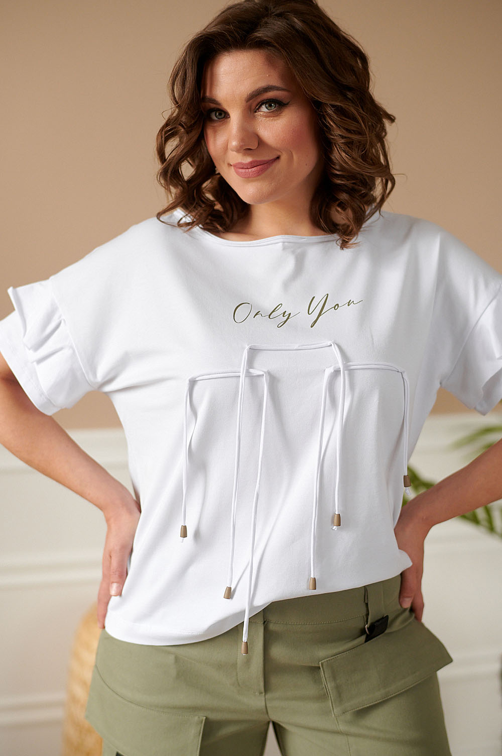 https://prata.fashion/wp-content/uploads/foto/2059_белый/2059_белый_01.jpg