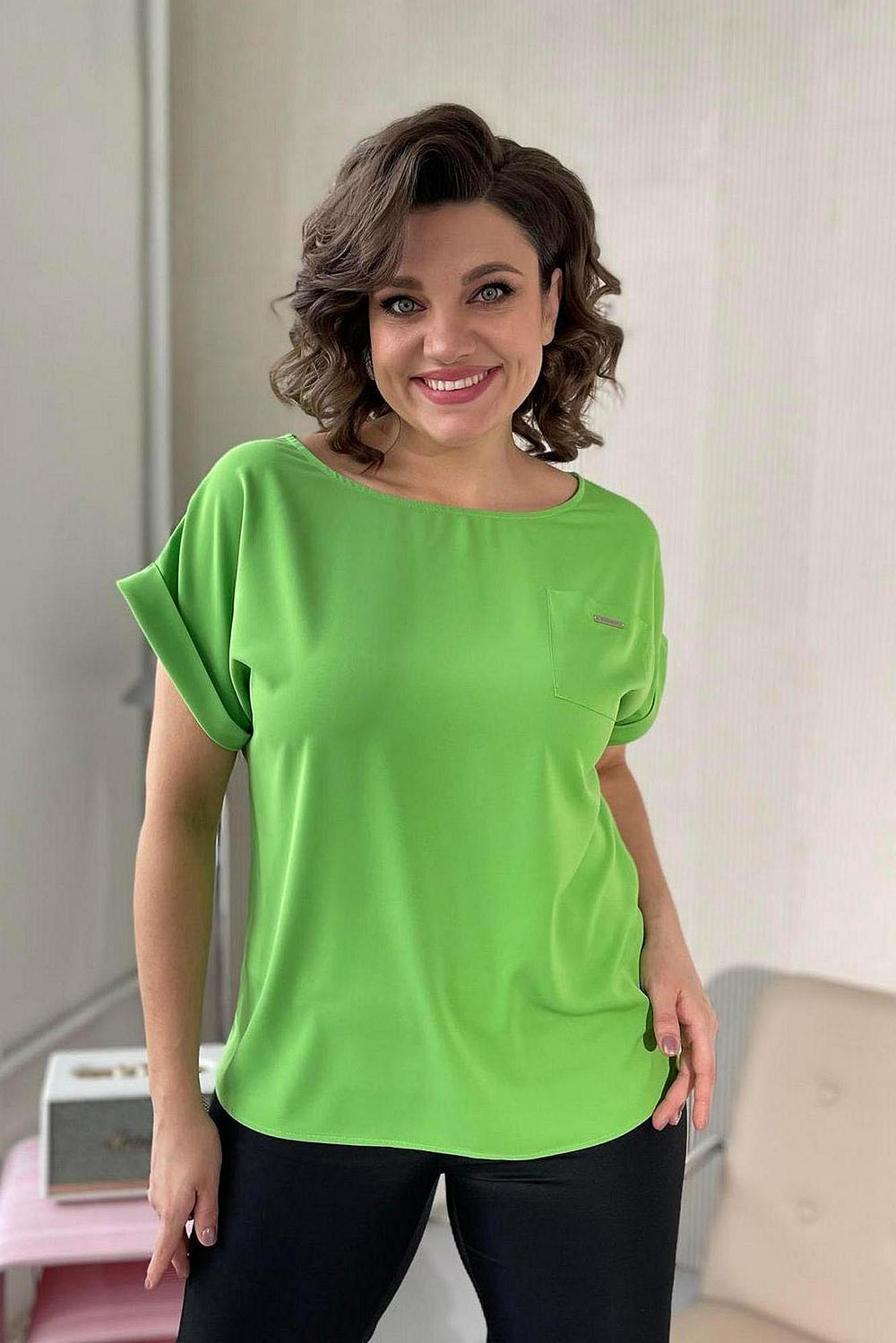 https://prata.fashion/wp-content/uploads/foto/2111_зеленый/2111_зеленый_01.jpg