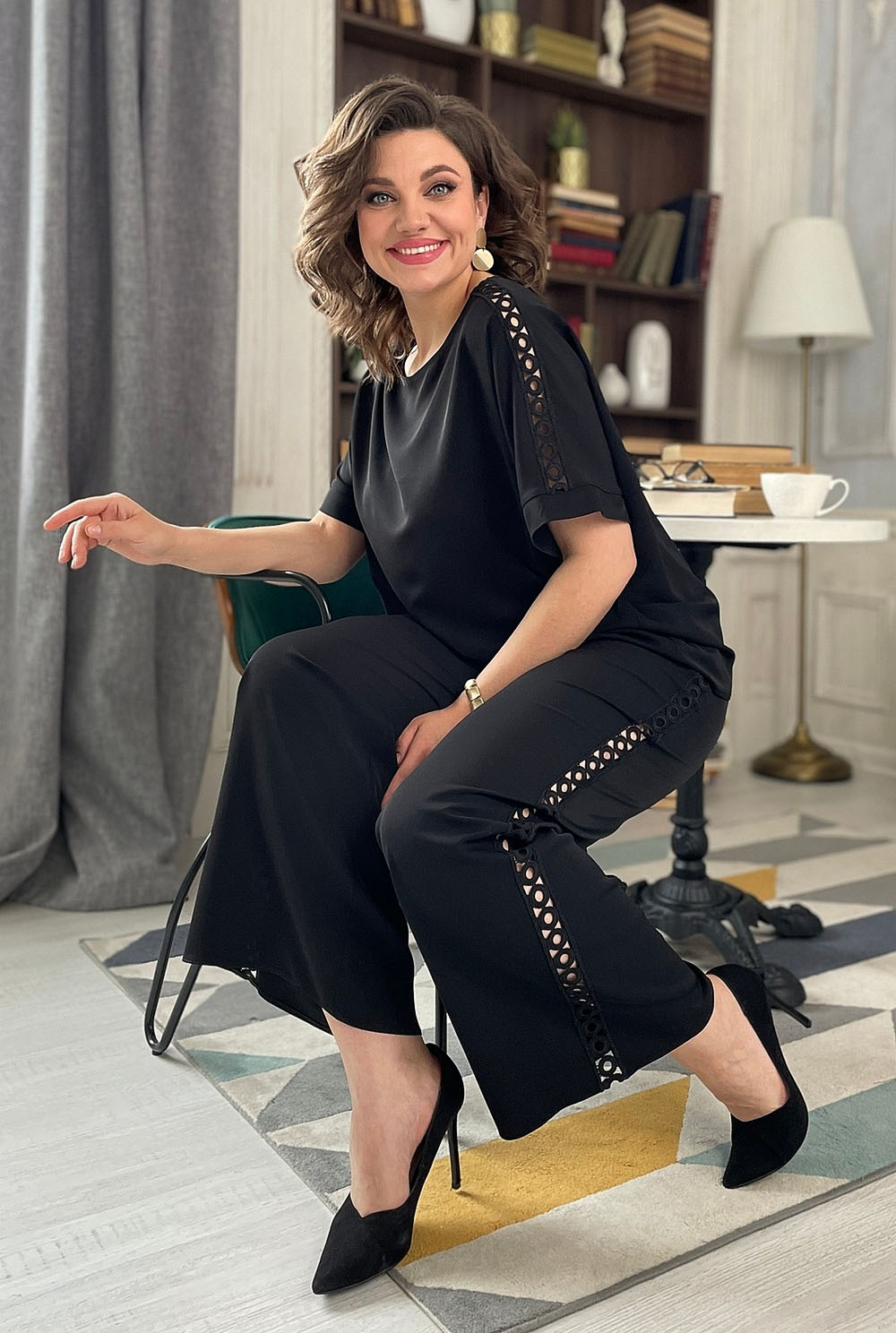 https://prata.fashion/wp-content/uploads/foto/2126_черный/2126_черный_01.jpg
